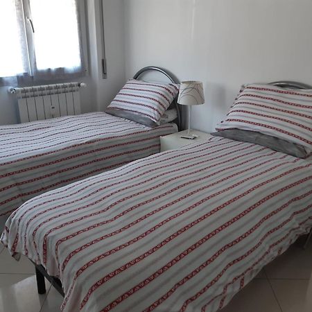 A Casa Di Elsa Apartment Rome Bagian luar foto